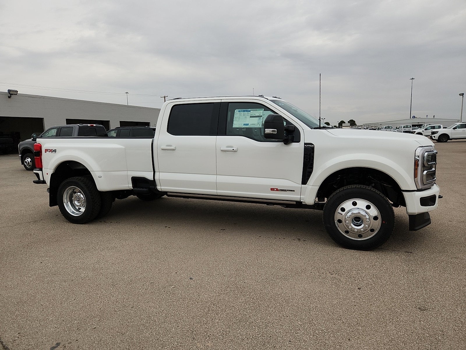 2026 Ford Super Duty F-450 DRW Platinum