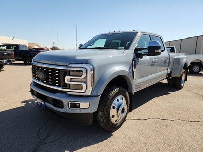 2026 Ford Super Duty F-450 DRW Platinum