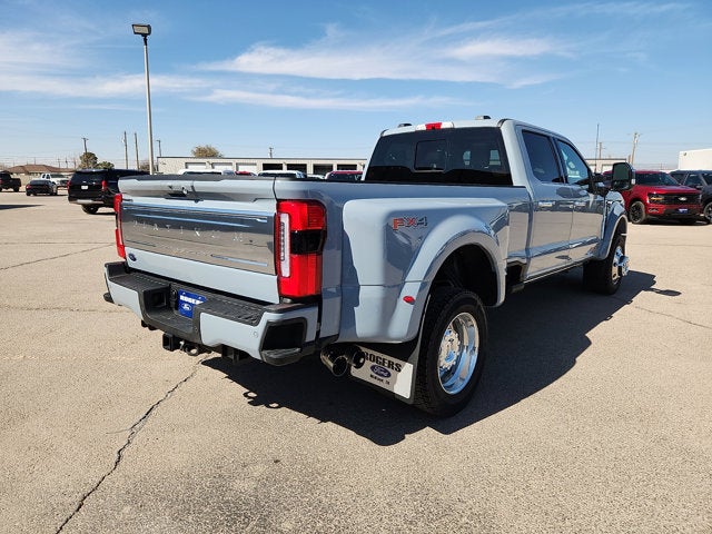 2026 Ford Super Duty F-450 DRW Platinum