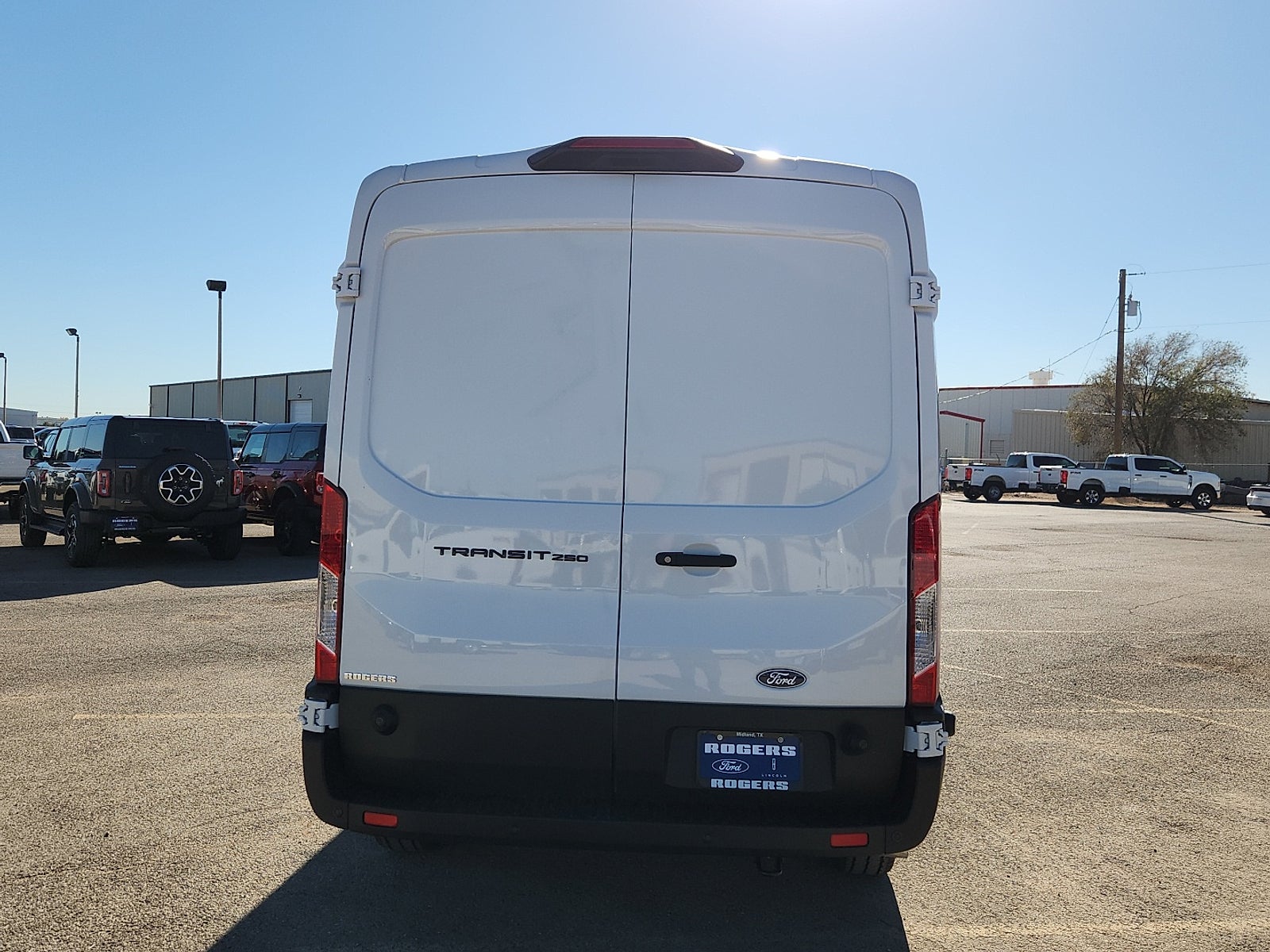 2026 Ford Transit Cargo Van Base