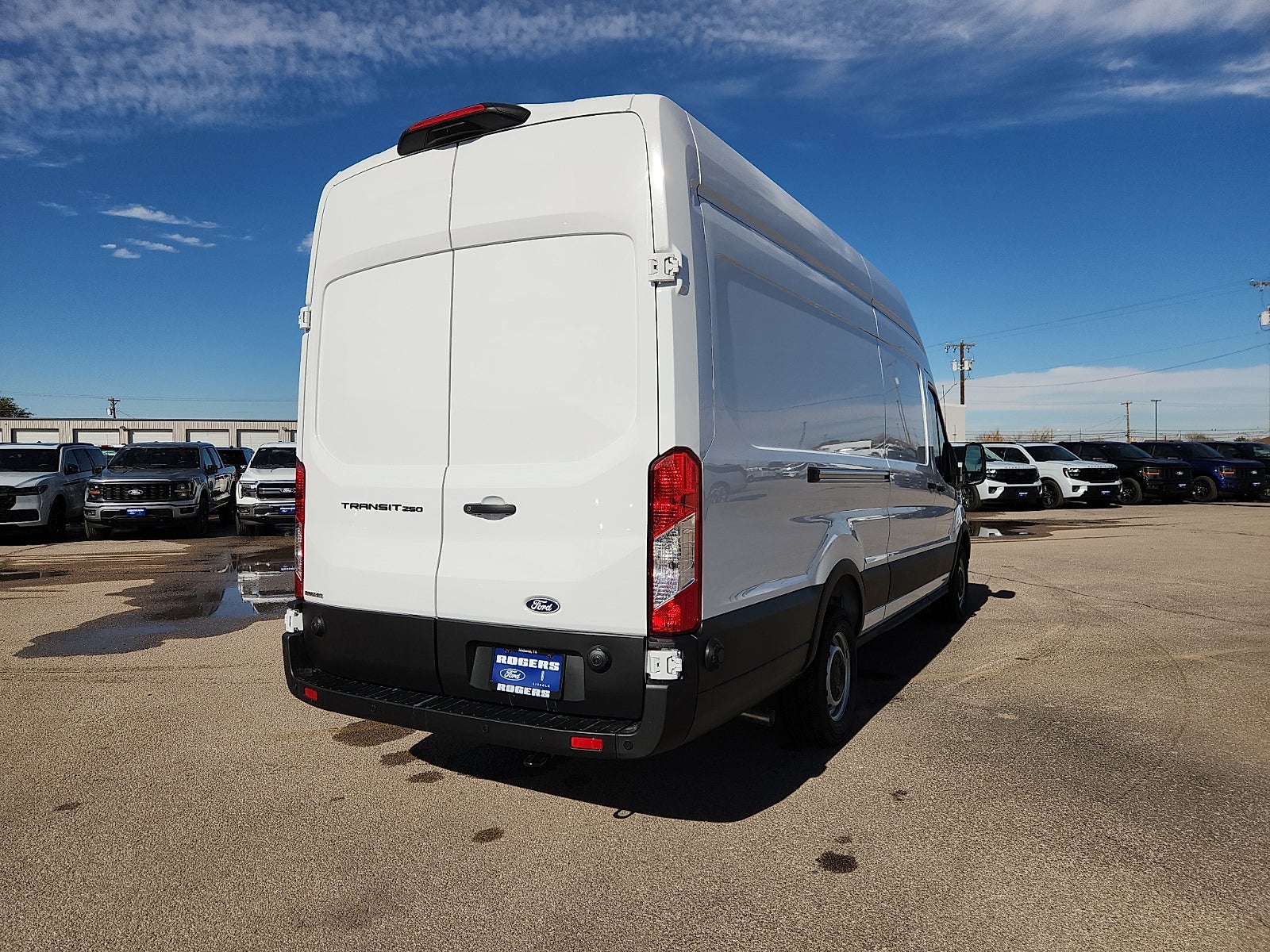 2026 Ford Transit Cargo Van Base