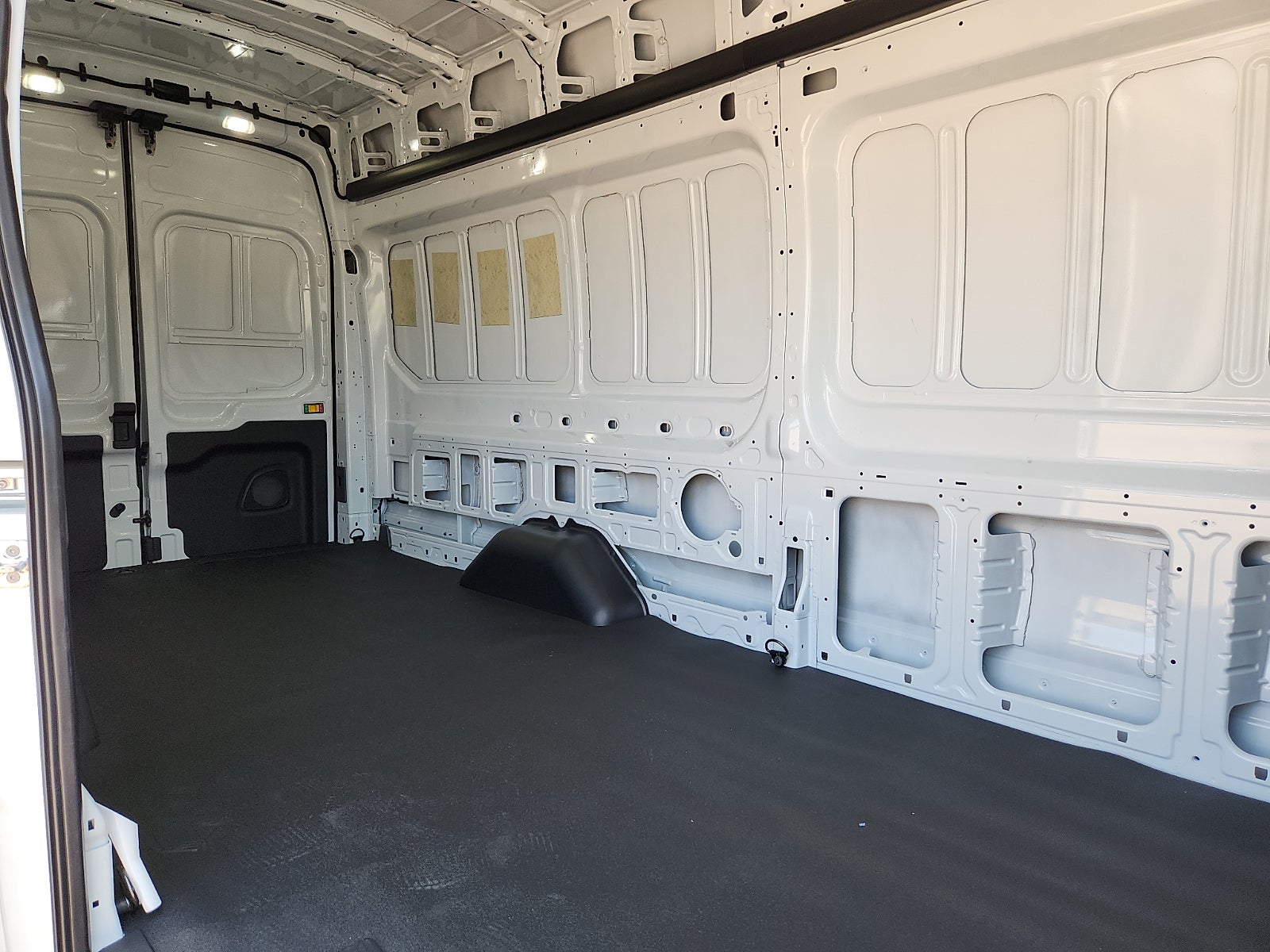 2026 Ford Transit Cargo Van Base