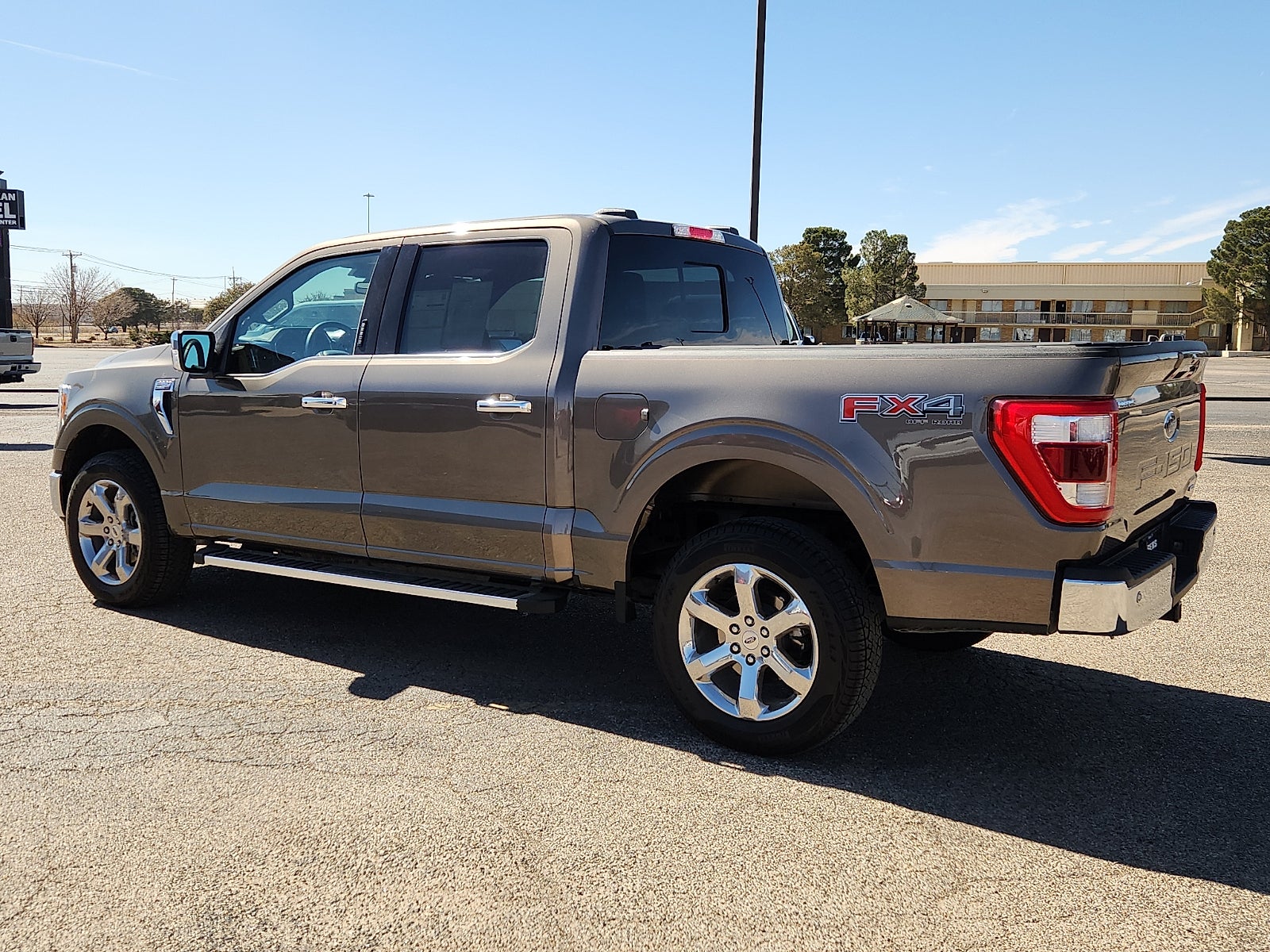 2022 Ford F-150 LARIAT