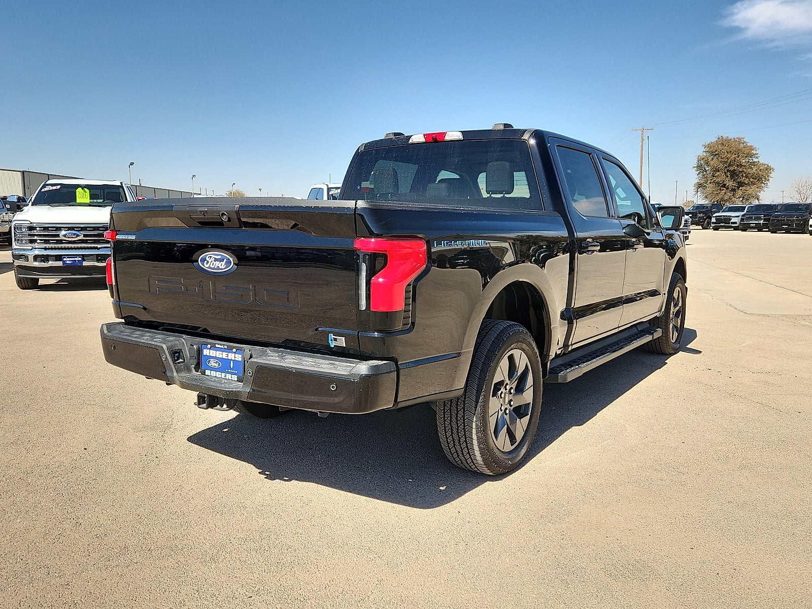 2025 Ford F-150 Lightning Flash