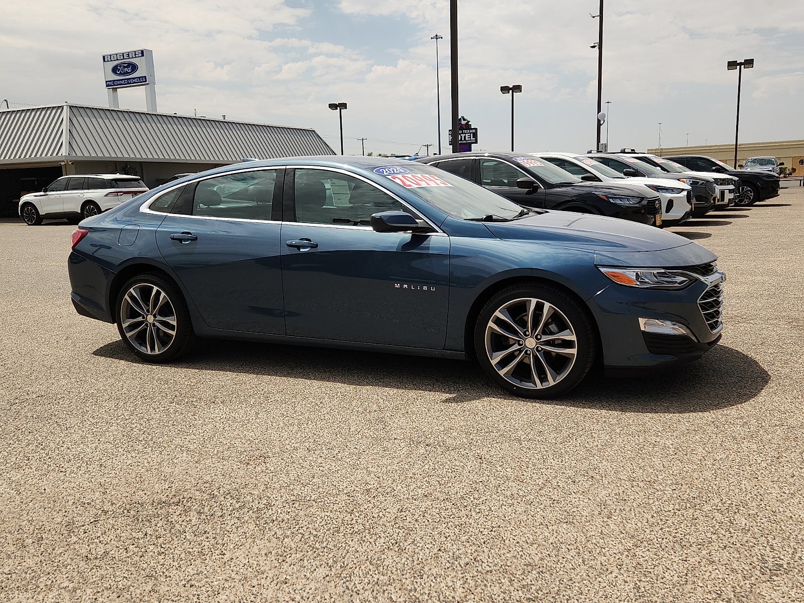2024 Chevrolet Malibu LT
