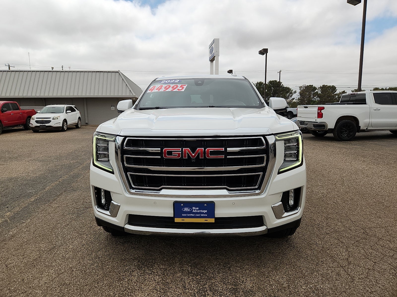 2022 GMC Yukon SLT