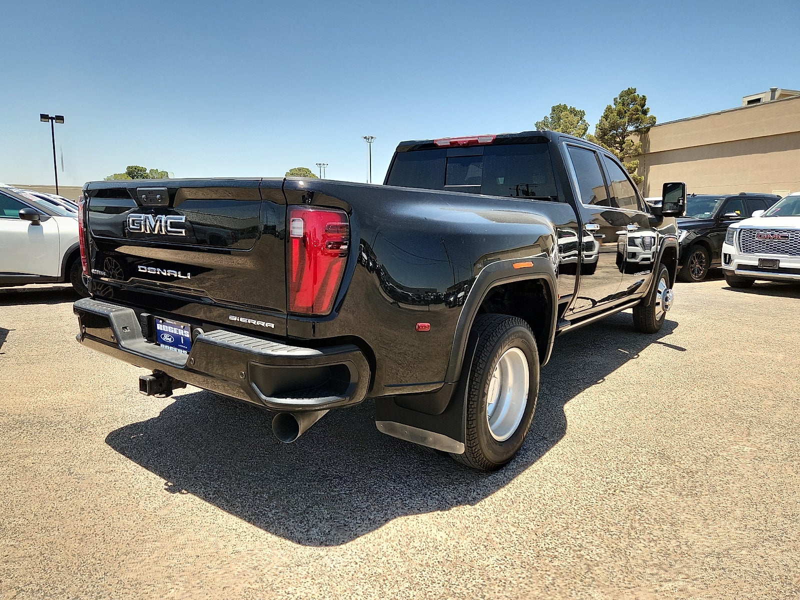 2024 GMC Sierra 3500HD Denali Ultimate
