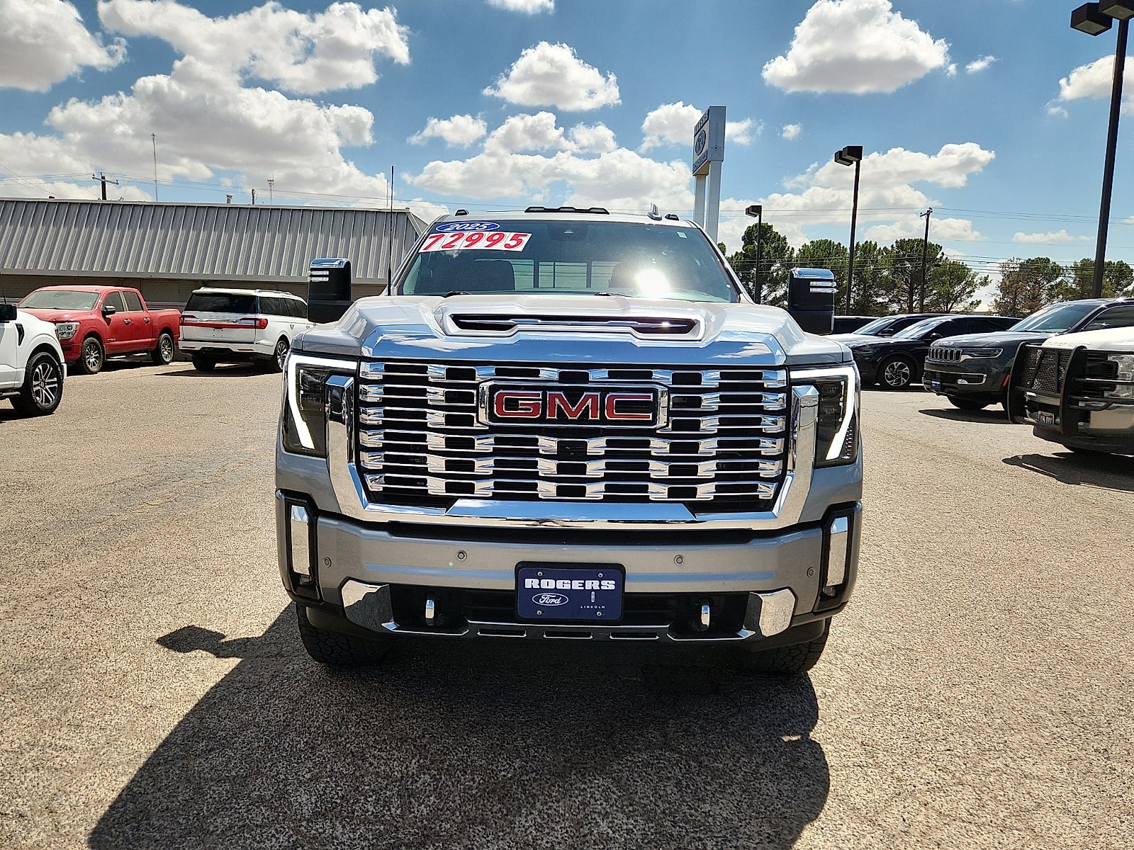 2025 GMC Sierra 2500HD Denali