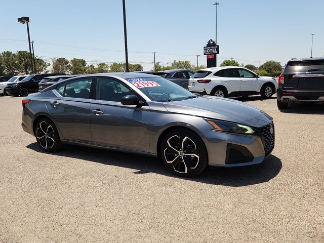 2024 Nissan Altima 2.5 SR
