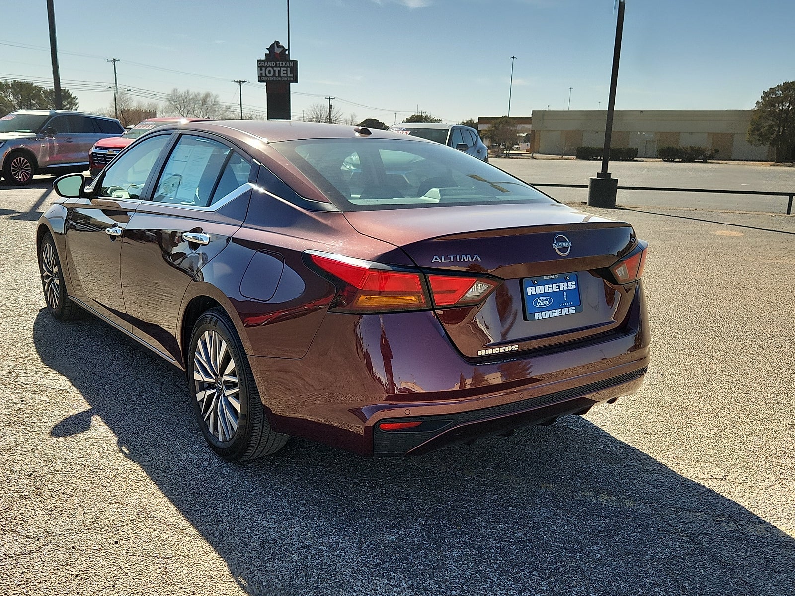 2024 Nissan Altima 2.5 SV