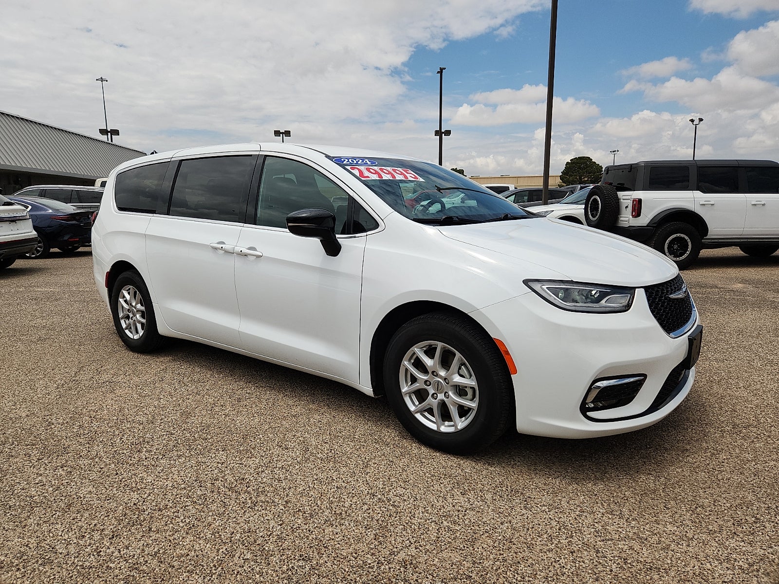 2024 Chrysler Pacifica Touring