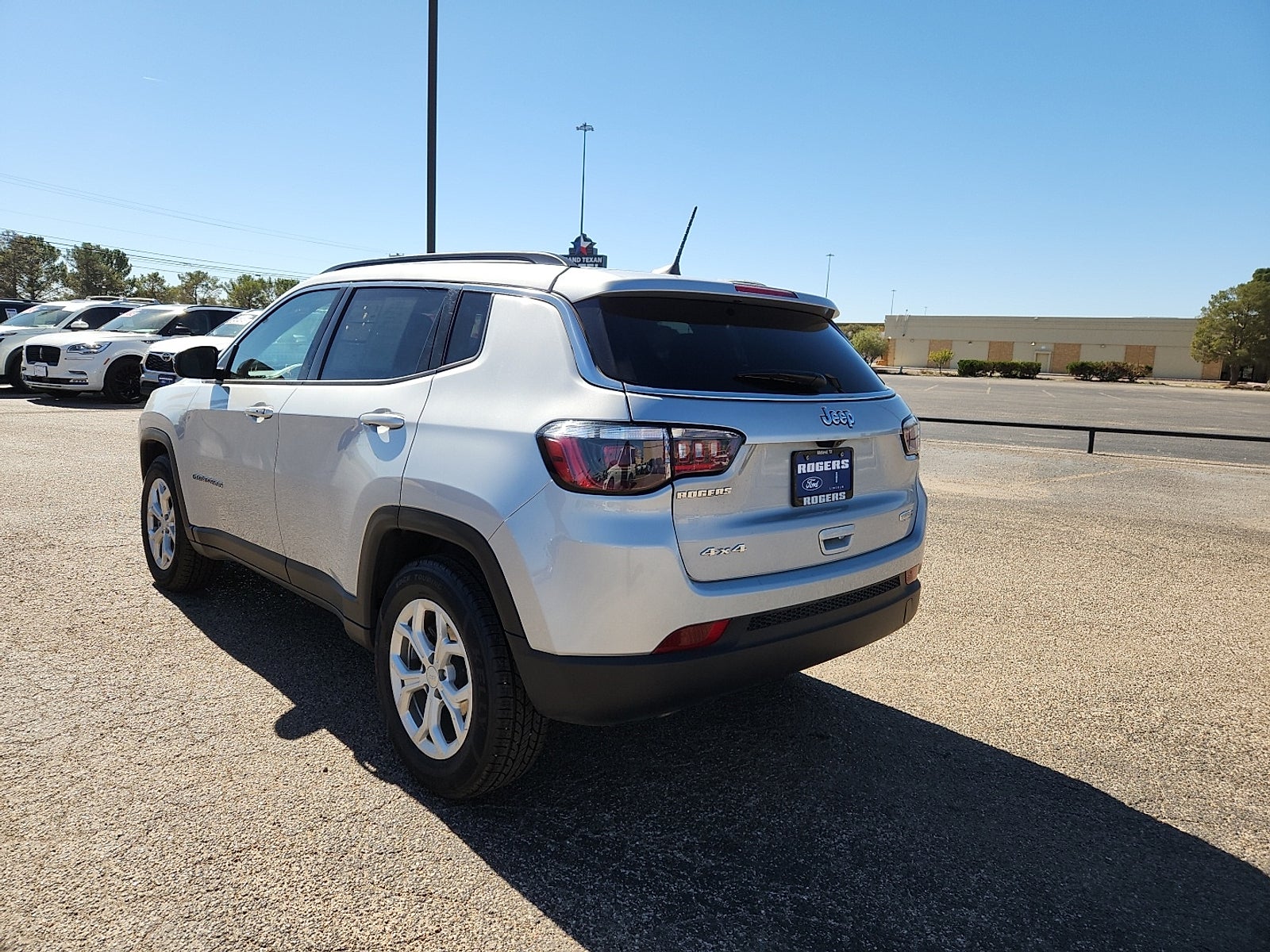 2024 Jeep Compass Latitude