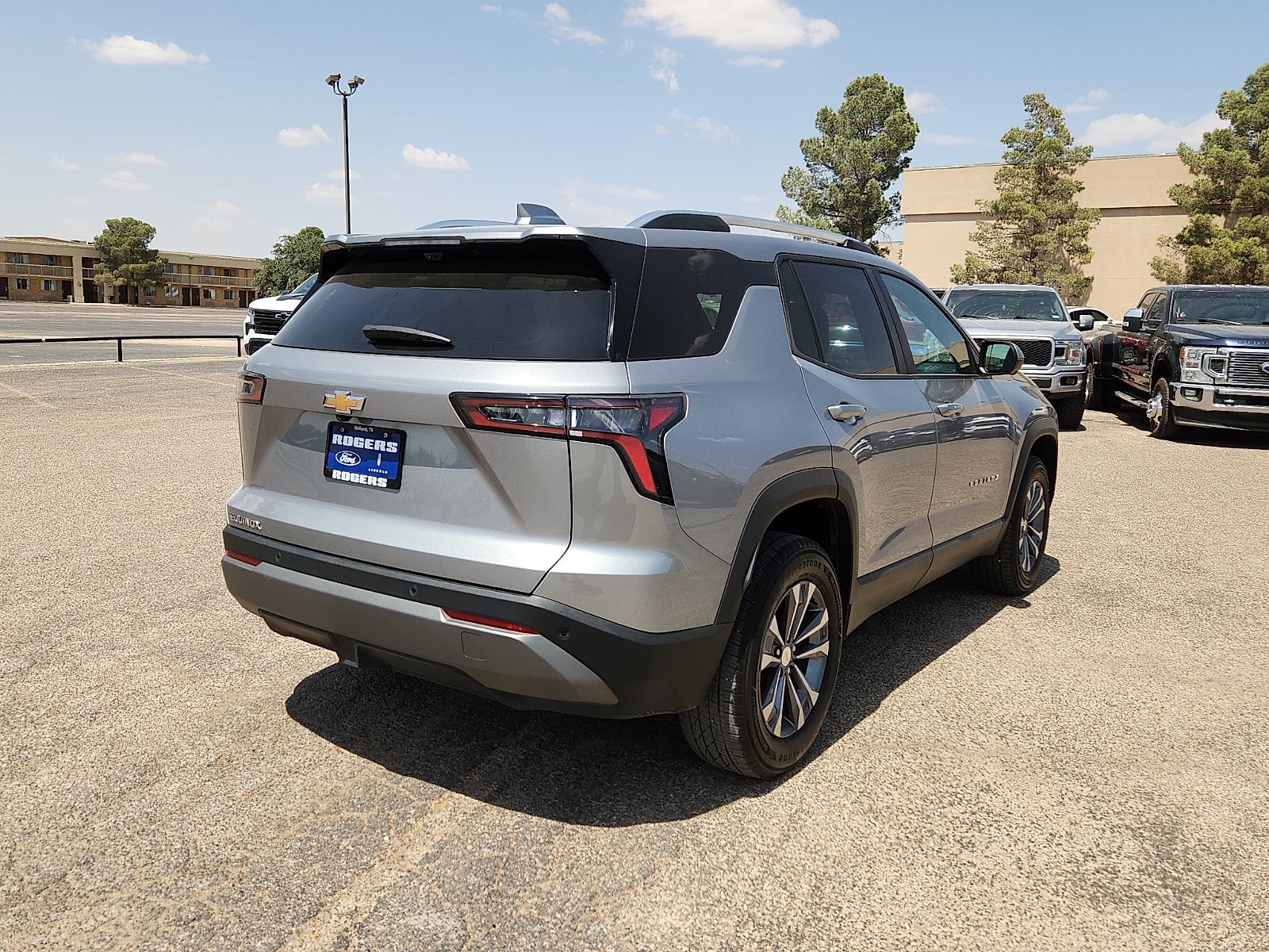 2025 Chevrolet Equinox FWD LT