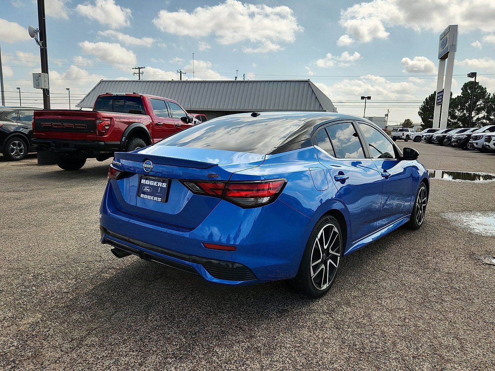2025 Nissan Sentra SR