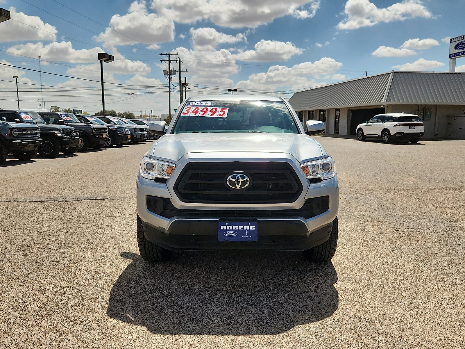 2023 Toyota Tacoma SR V6