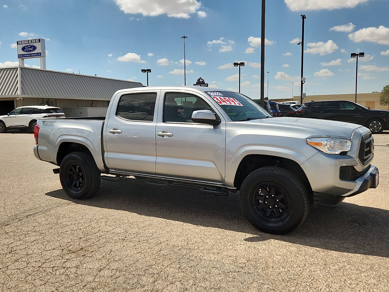 2023 Toyota Tacoma SR V6