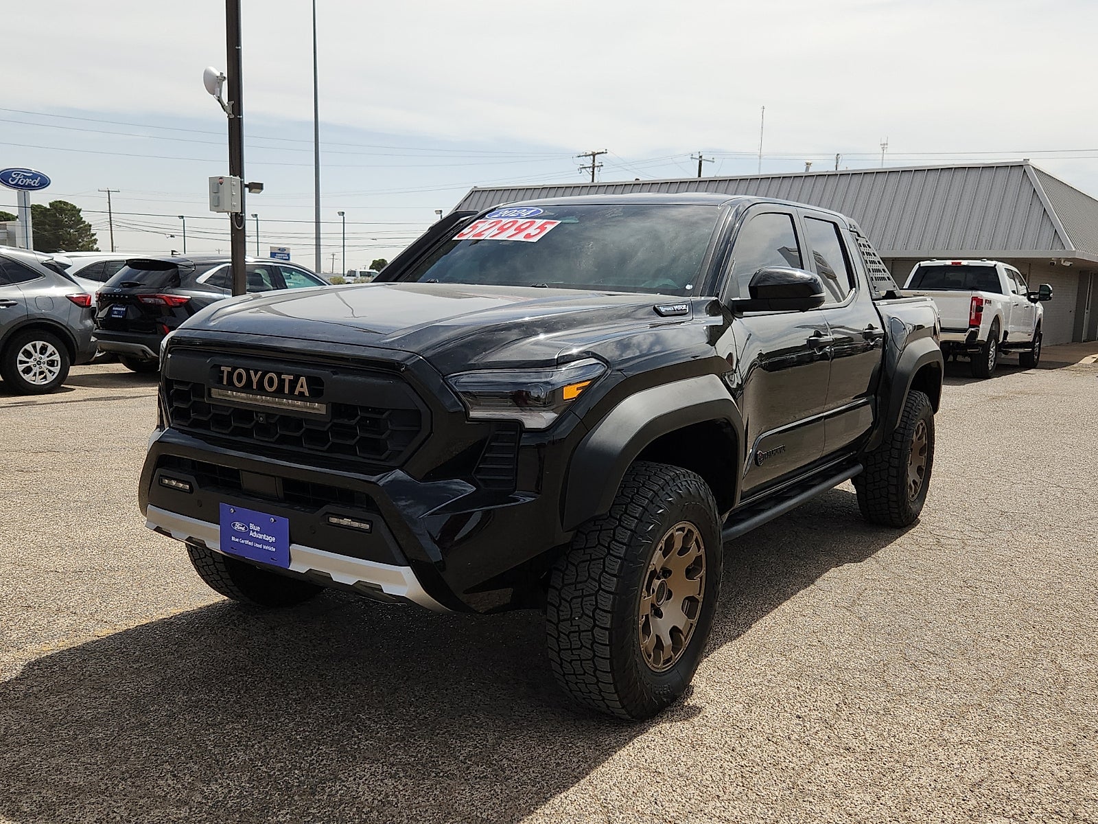 2024 Toyota Tacoma Hybrid Trailhunter