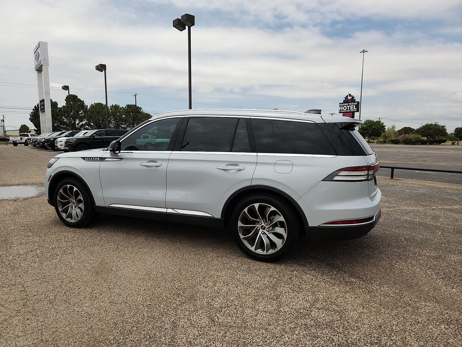 2025 Lincoln Aviator Reserve