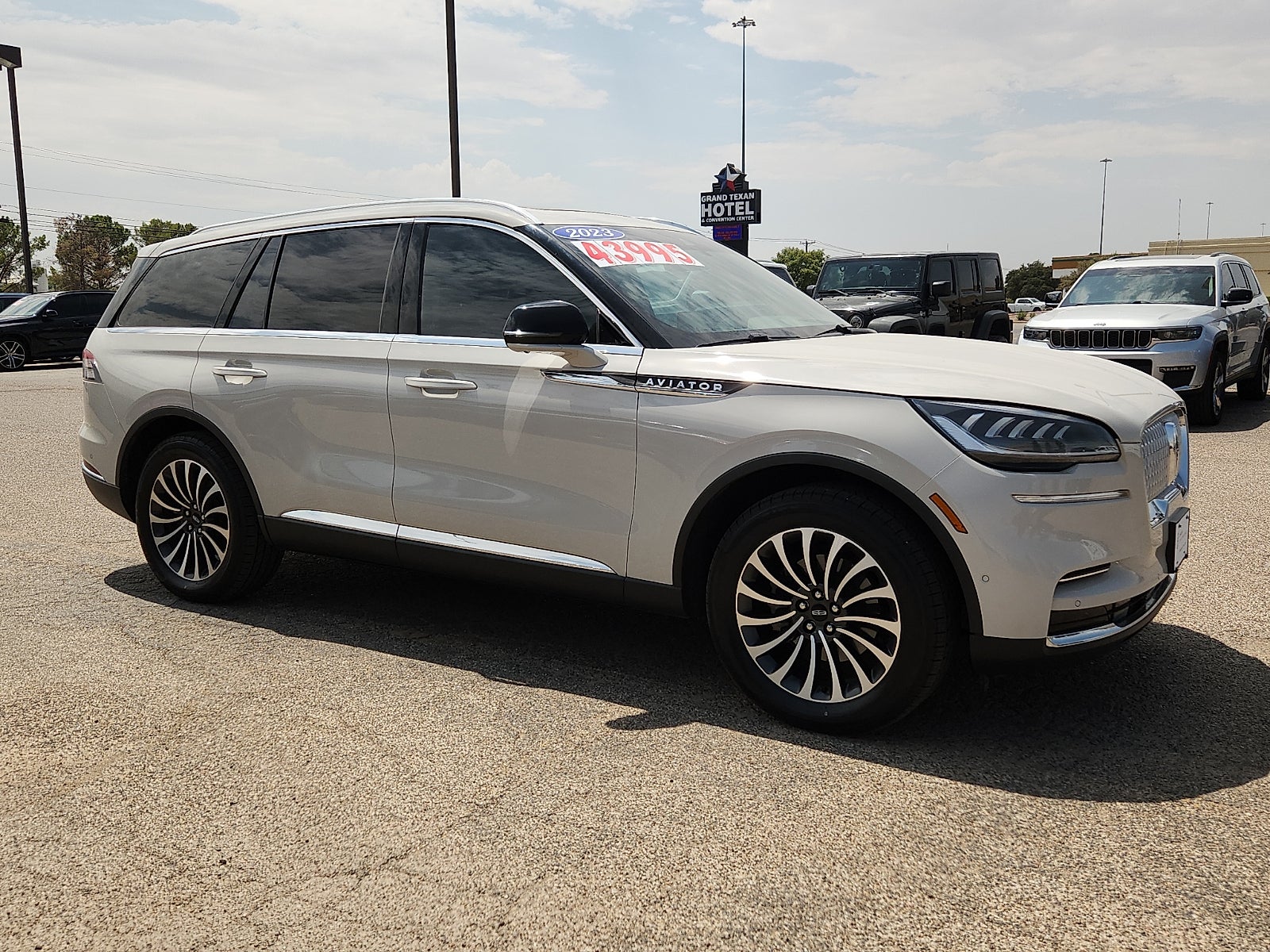 2023 Lincoln Aviator Reserve