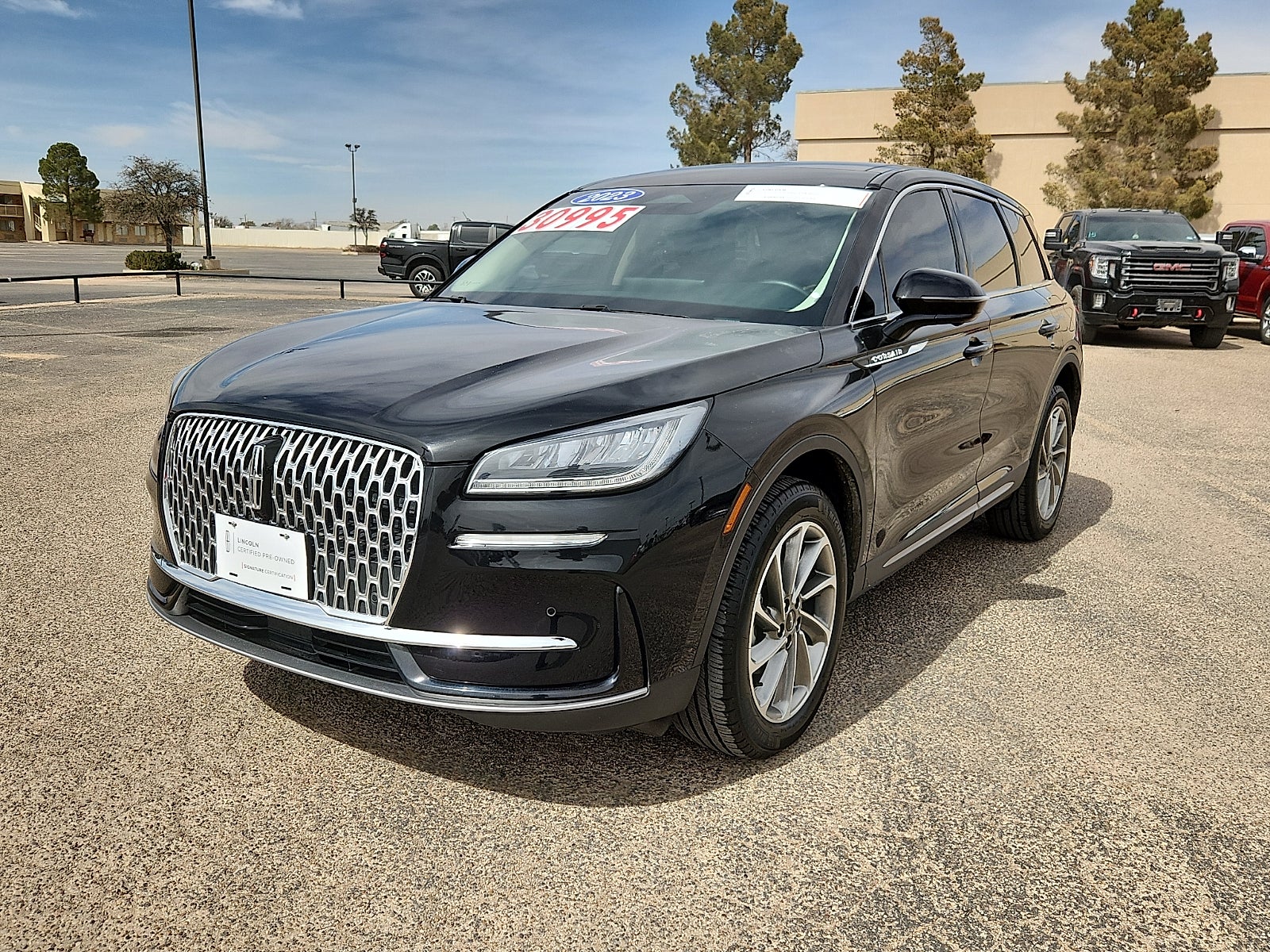 2023 Lincoln Corsair Standard