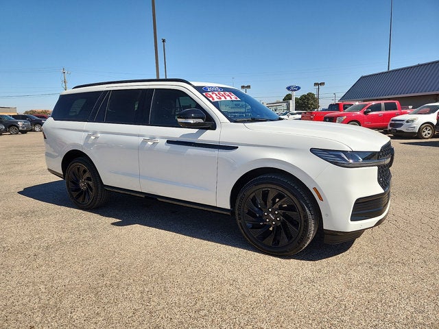 2025 Lincoln Navigator Reserve