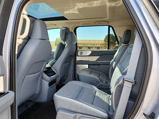 2023 Lincoln Navigator Black Label