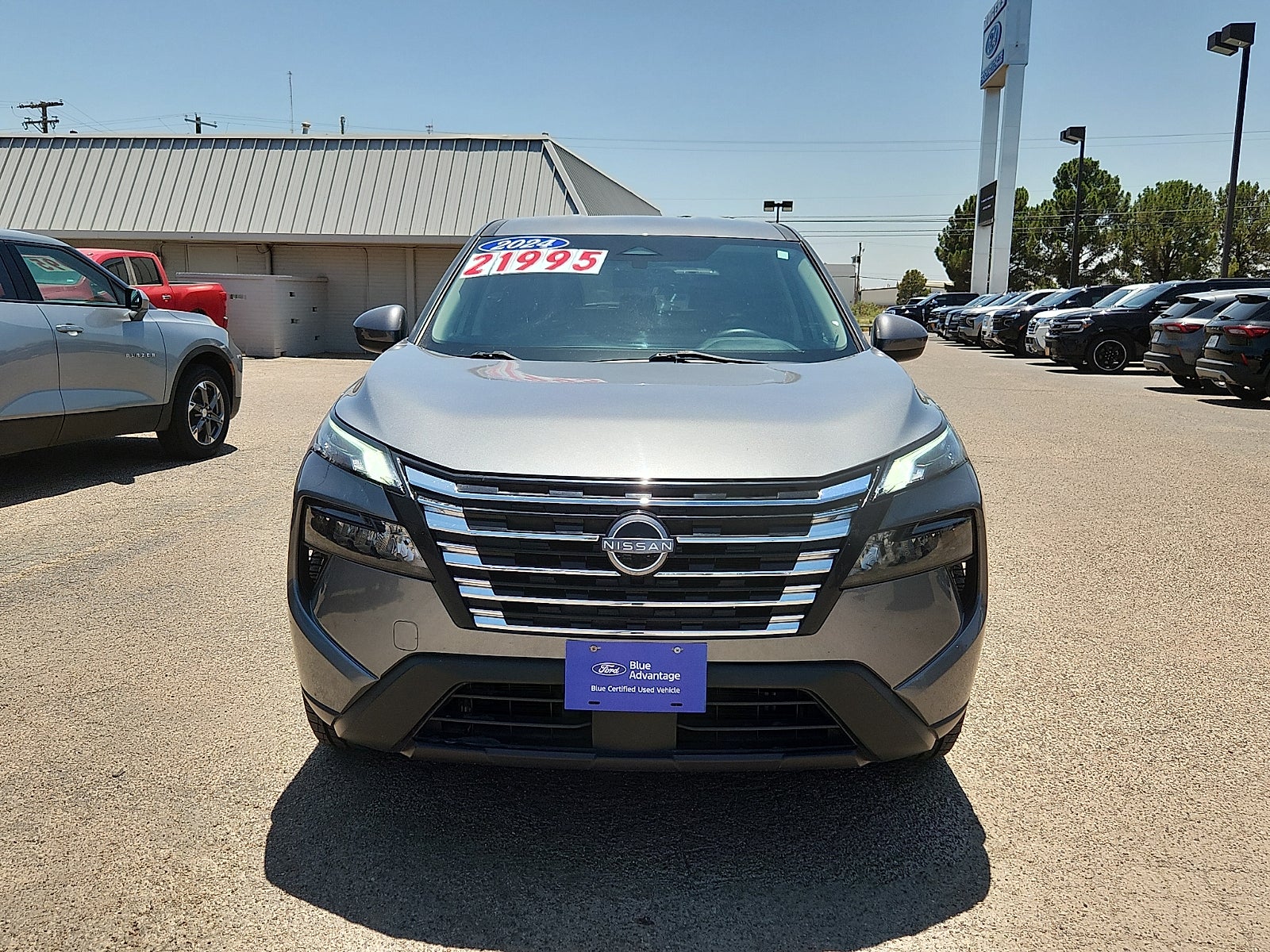 2024 Nissan Rogue SV