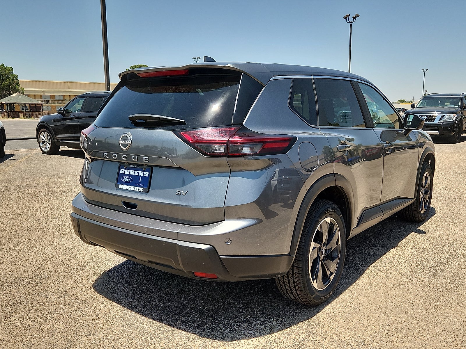 2024 Nissan Rogue SV
