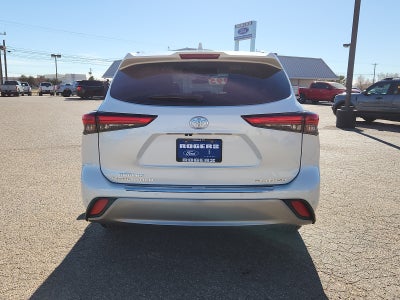 2022 Toyota Highlander Platinum